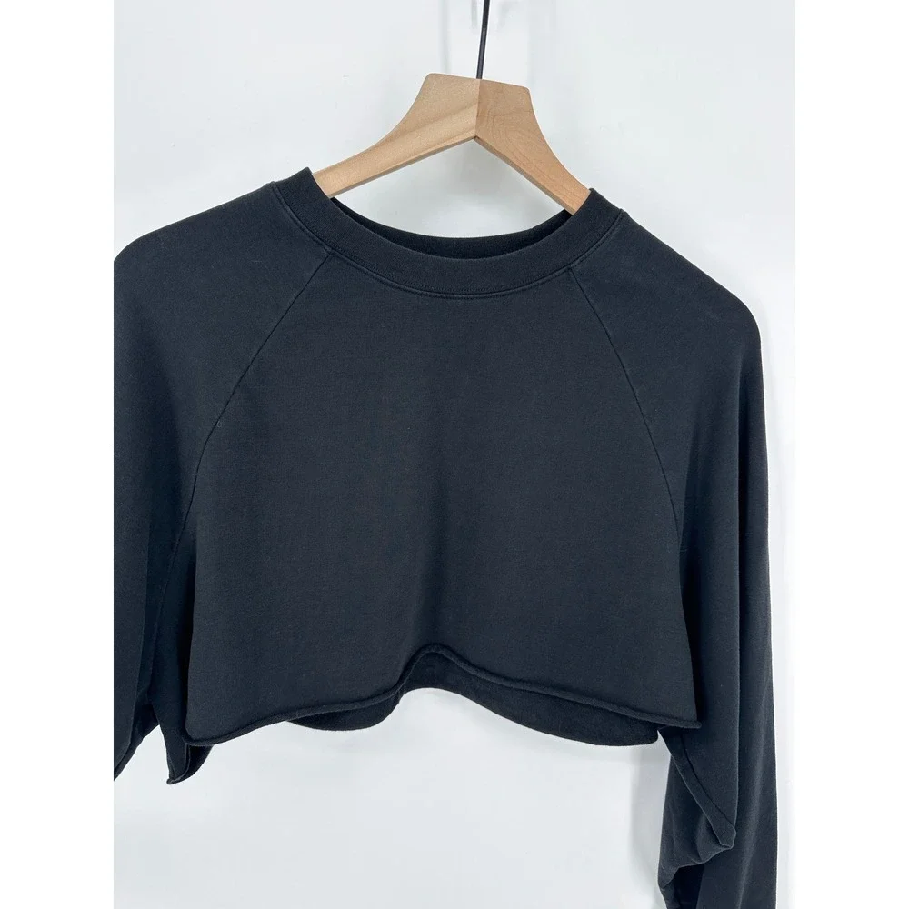 Alo Yoga Double Take Pullover Black Ultra Cropped Sweatshirt‎ XS Raglan Sleeves - Picture 4 of 9